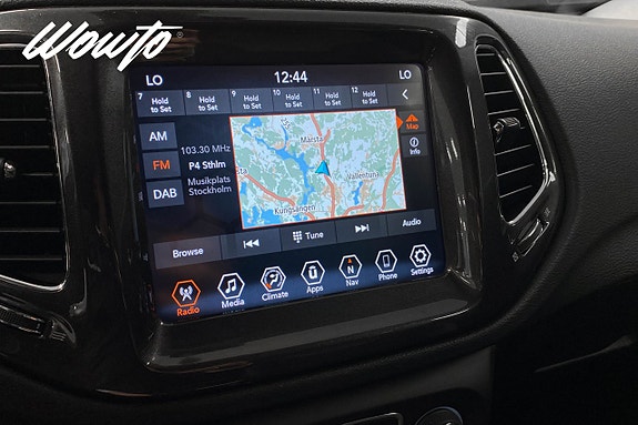 Jeep Compass 15 of 19