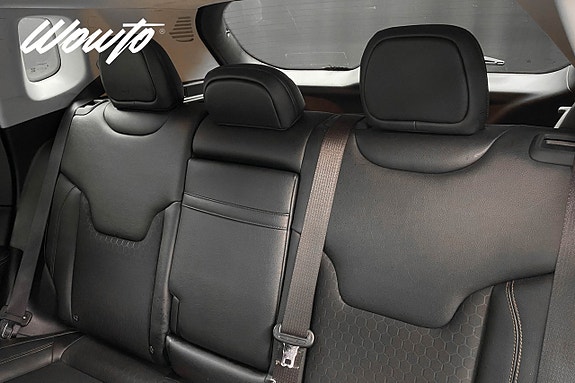 Jeep Compass 11 of 19