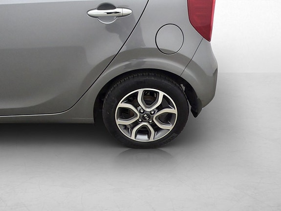 Kia Picanto 25 of 27