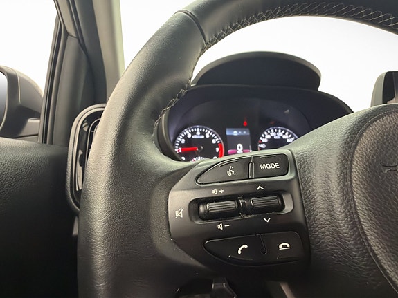 Kia Picanto 14 of 27