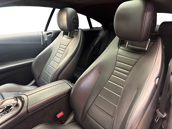 Mercedes-Benz E400 13 of 21