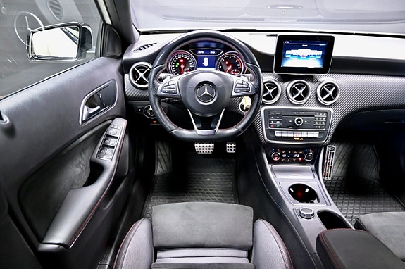 Mercedes-Benz A200 d 14 of 19