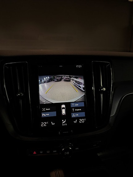 Volvo V60 14 of 18
