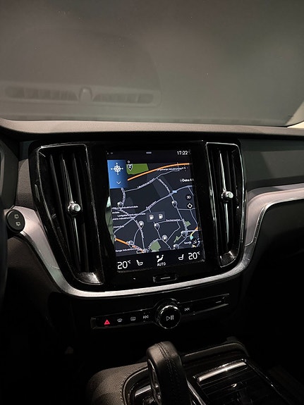Volvo V60 17 of 18