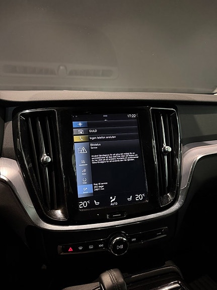 Volvo V60 16 of 18