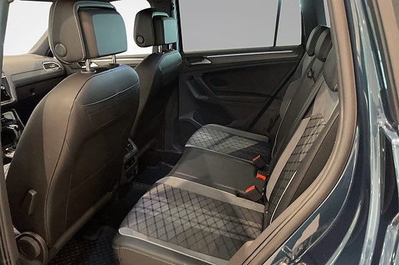 Volkswagen Tiguan 7 of 11