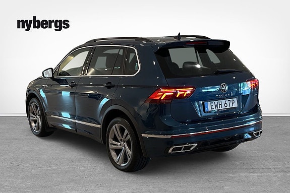 Volkswagen Tiguan 3 of 5