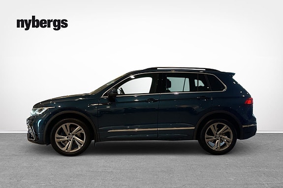 Volkswagen Tiguan 2 of 5