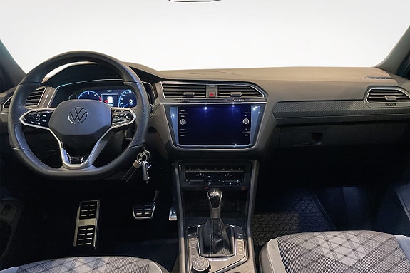 Volkswagen Tiguan 8 of 11