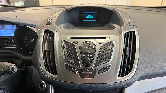 Ford C-Max 12 of 19