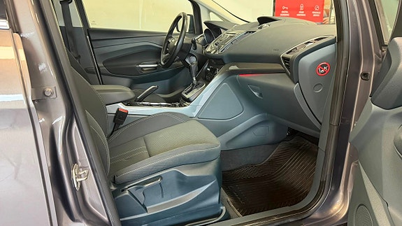 Ford C-Max 15 of 19
