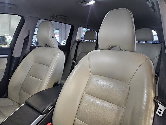 Volvo V70 6 of 15