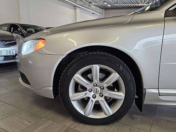 Volvo V70 15 of 15