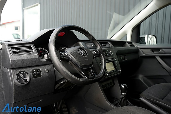 Volkswagen Caddy 10 of 15