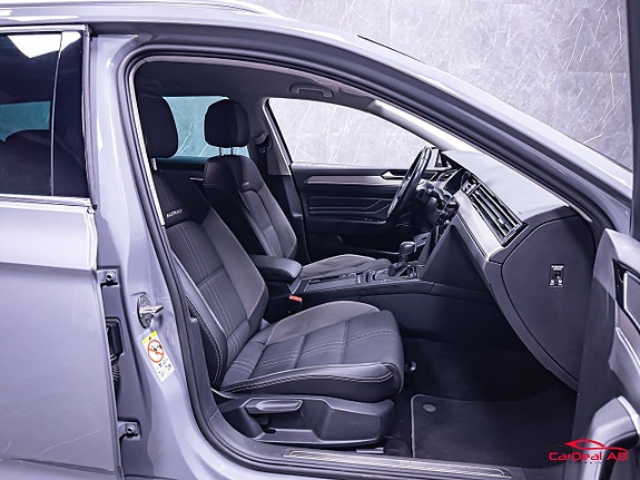 Volkswagen Passat Alltrack 15 of 30