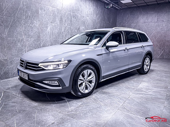 Volkswagen Passat Alltrack 3 of 30