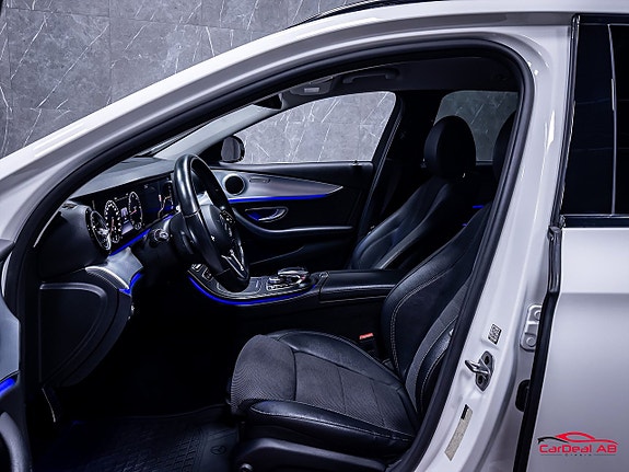 Mercedes-Benz E200 10 of 29