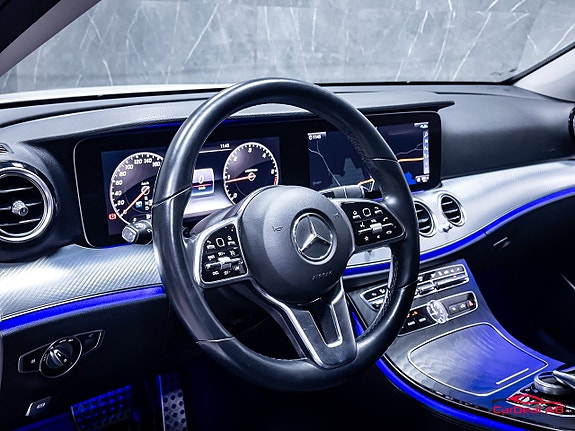 Mercedes-Benz E200 12 of 29