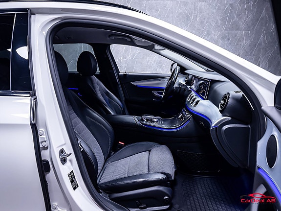 Mercedes-Benz E200 15 of 29