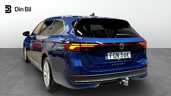 Volkswagen Passat 3 of 5