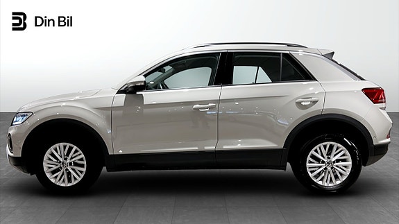 Volkswagen T-Roc 2 of 18