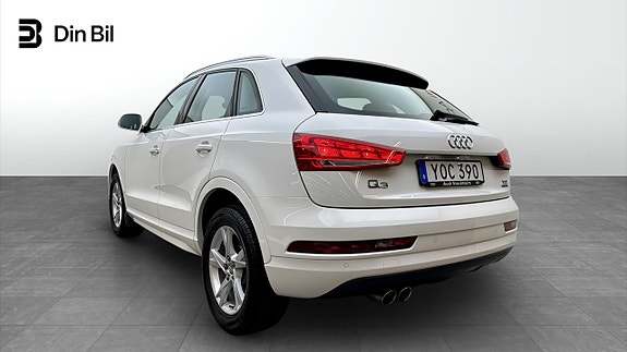 Audi Q3 3 of 20