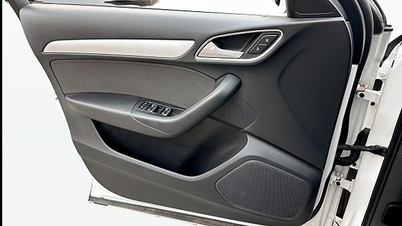 Audi Q3 14 of 20