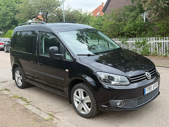Volkswagen Caddy 2 of 5