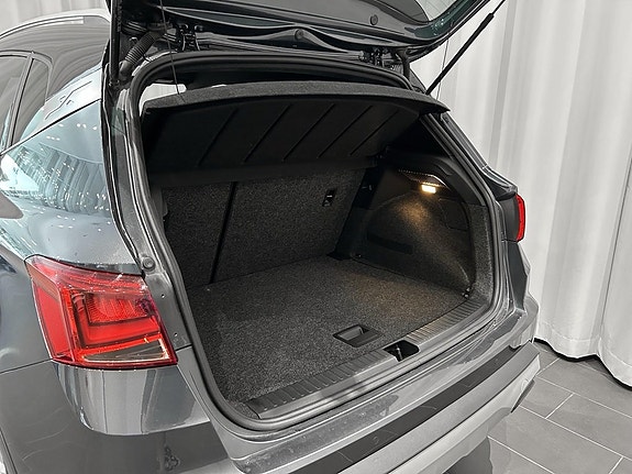 Seat Arona 4 of 5