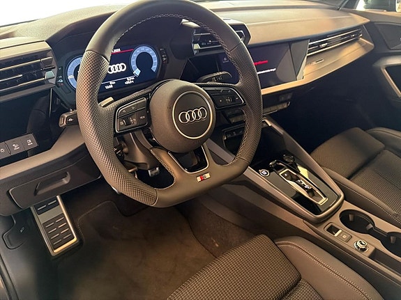 Audi A3 10 of 27
