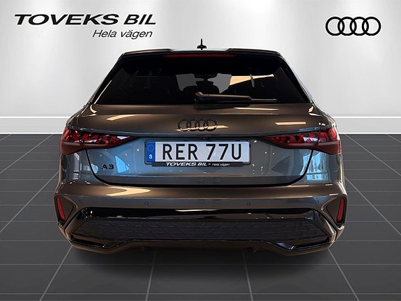 Audi A3 4 of 27