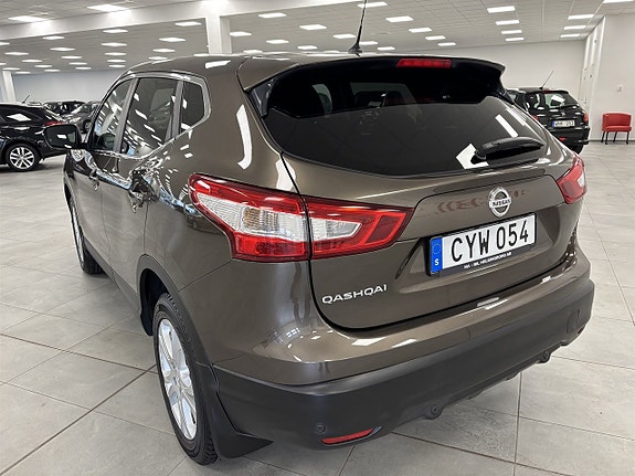 Nissan Qashqai 4 of 5