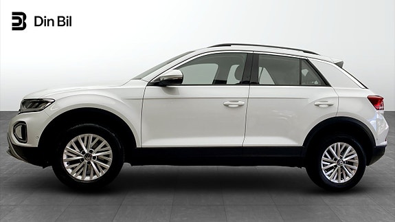 Volkswagen T-Roc 3 of 13