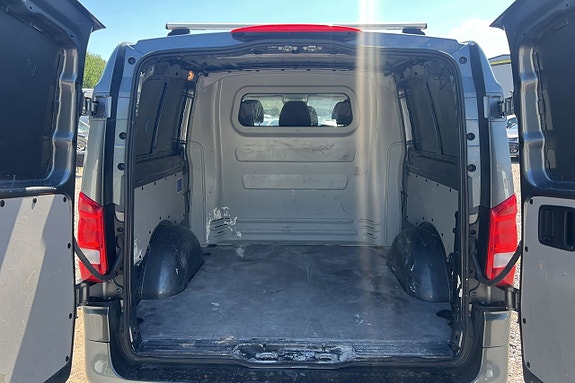 Mercedes-Benz Vito 119 18 of 25