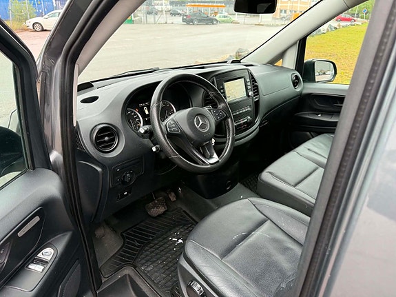 Mercedes-Benz Vito 119 8 of 25