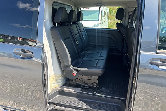 Mercedes-Benz Vito 119 19 of 25