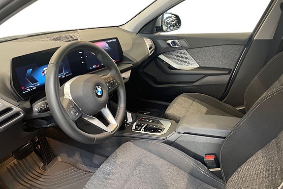 BMW 120 12 of 17