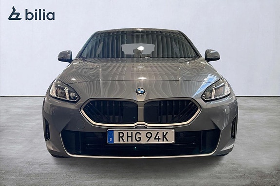 BMW 120 5 of 17
