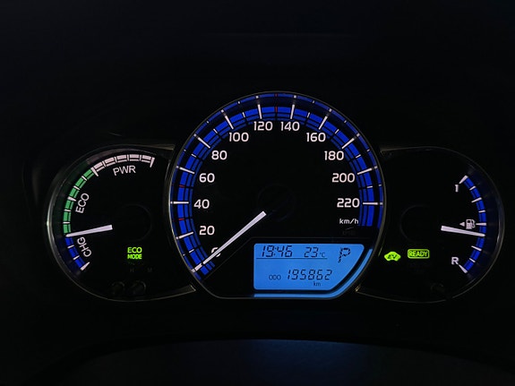Toyota Yaris 16 of 22
