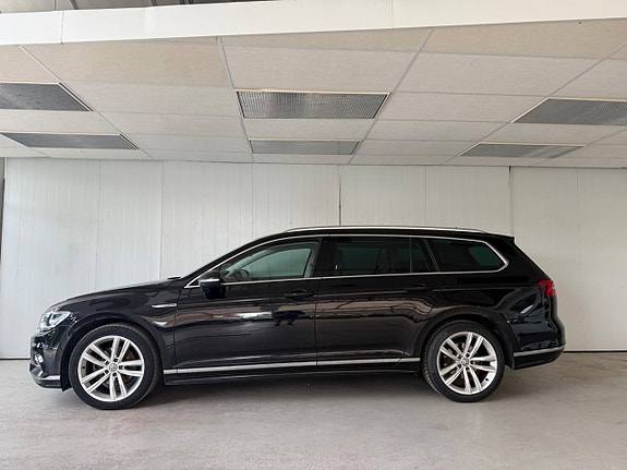 Volkswagen Passat 2 of 5