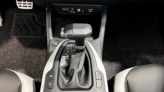 Kia K4 17 of 17