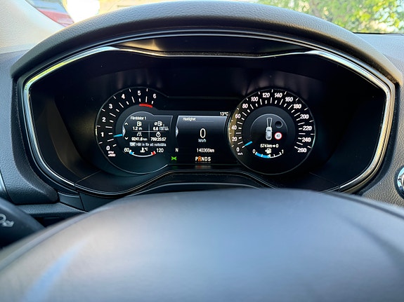 Ford Mondeo 11 of 12