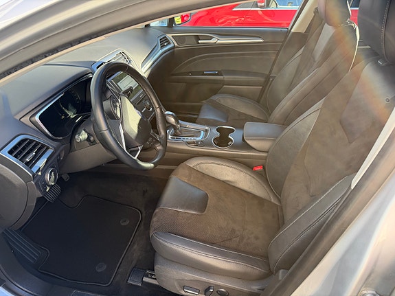 Ford Mondeo 6 of 12
