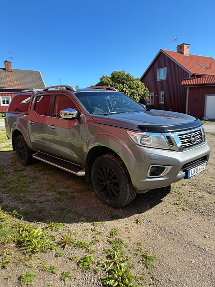 Nissan Navara 2 of 5