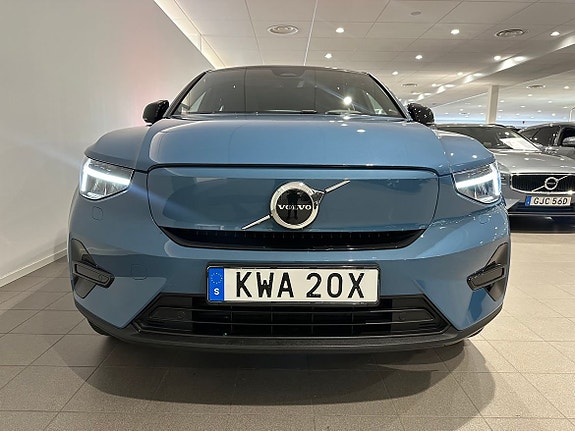 Volvo C40 2 of 5