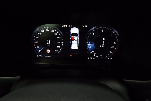 Volvo S90 30 of 30