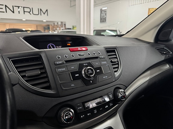 Honda CR-V 16 of 23