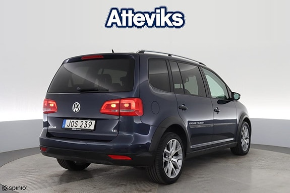 Volkswagen CrossTouran 3 of 5