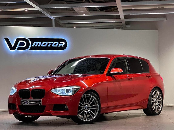 BMW 118d 3 of 5