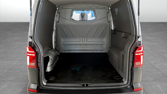 Volkswagen Transporter 12 of 16